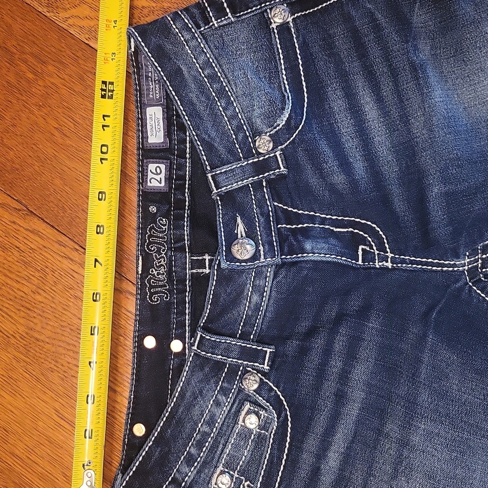 Miss Me Red Patch Signature Skinny Jeans Size 26 - Picture 14 of 16